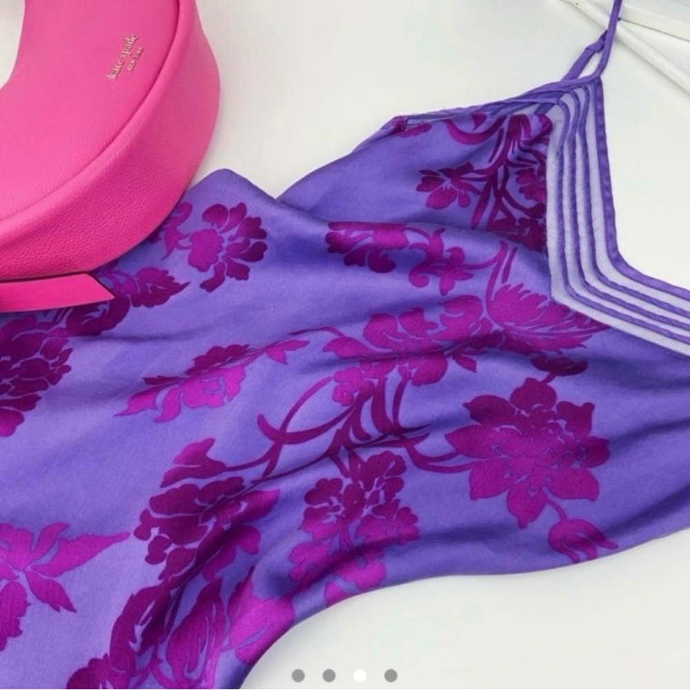 ✖️sold✖️Victoria's Secret Floral Silk Slip Dress - Picture 4 of 4